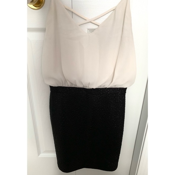 Guess Mini Dress - Picture 5 of 6